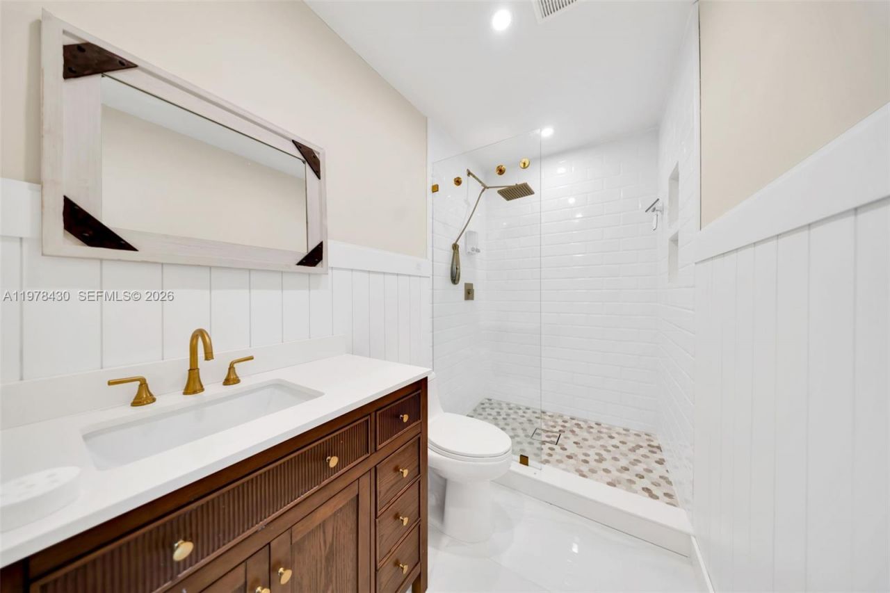 9305 SW 178th Ter, Palmetto Bay, FL 33157 Photo