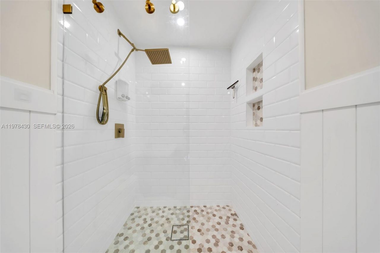 9305 SW 178th Ter, Palmetto Bay, FL 33157 Photo