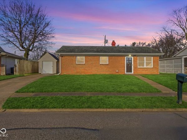 913 Delman Drive, Shelbyville, IN 46176