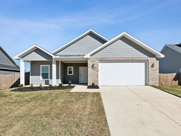 820 Brookside, Springtown, TX 76082