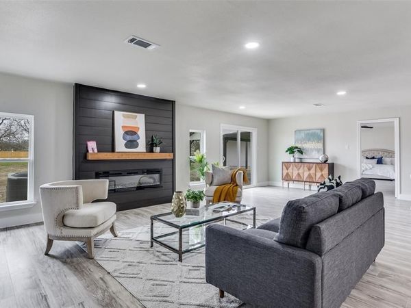 7901 Esquire Lane, Rowlett, TX 75089