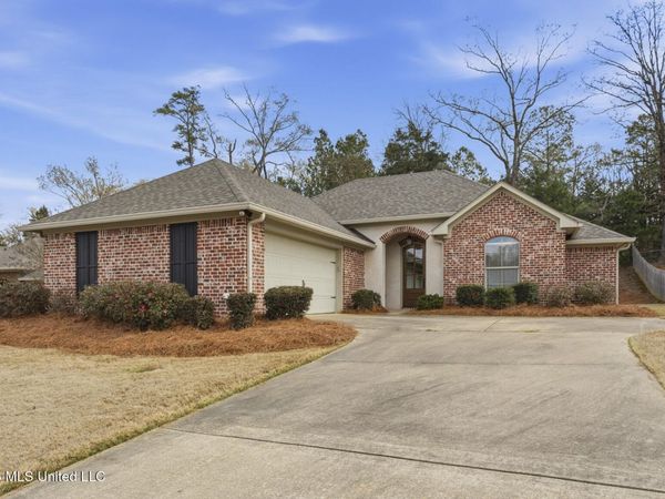 112 Britton Circle, Flowood, MS 39232