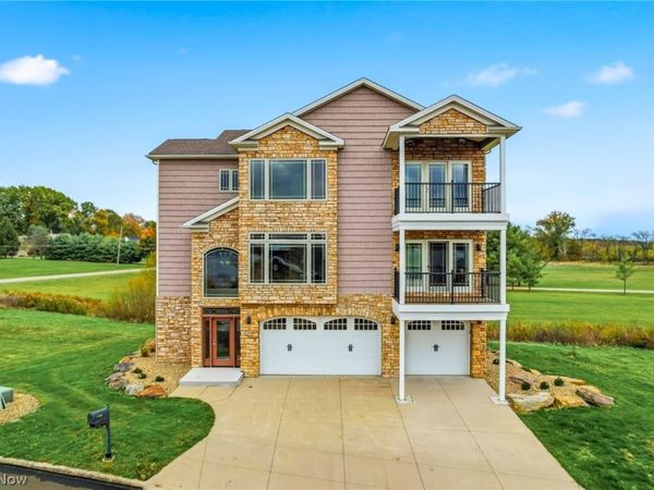 29 Shores Drive , Poland, OH 44514