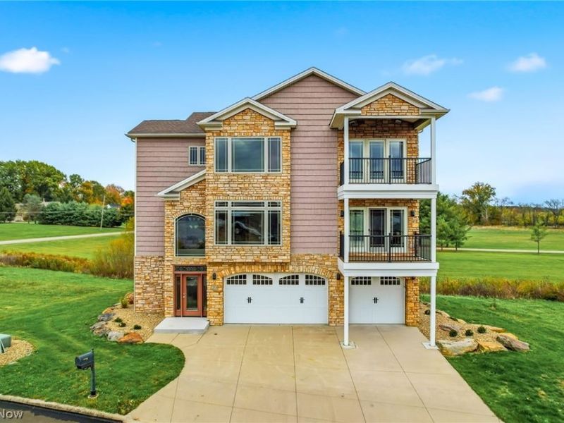 29 Shores Drive, Poland, OH 44514 Photo 1