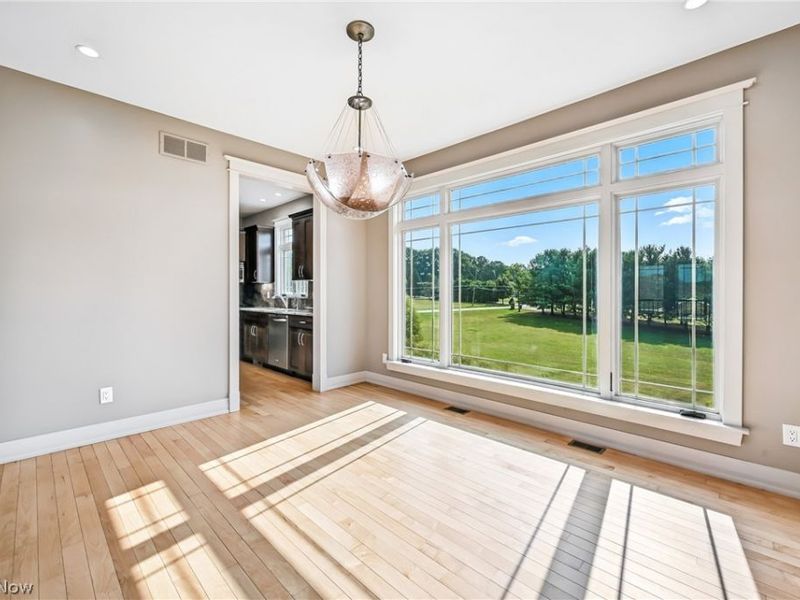 29 Shores Drive, Poland, OH 44514 Photo 12