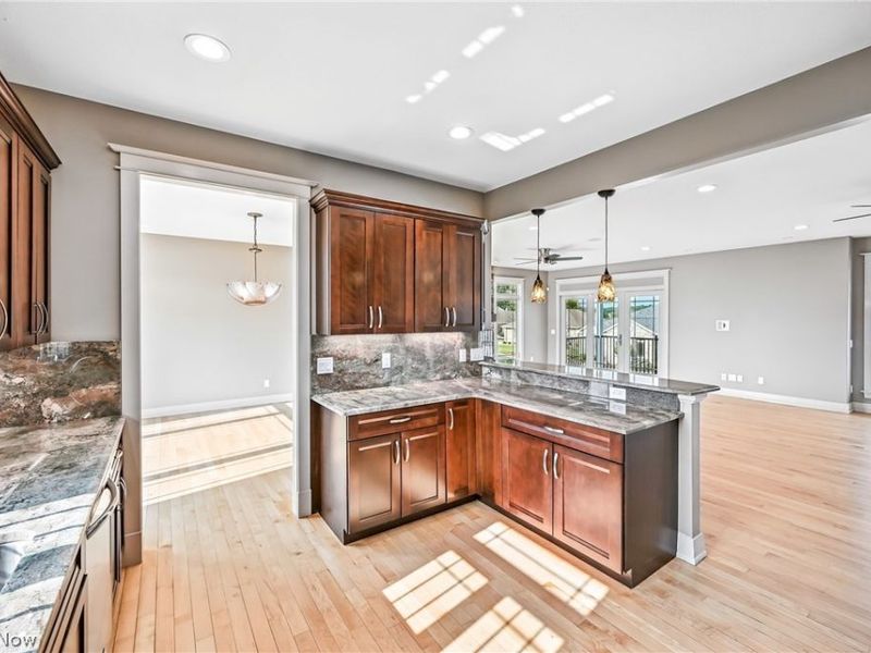 29 Shores Drive, Poland, OH 44514 Photo 8