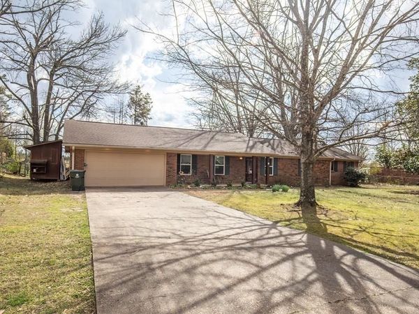 1503 Larhonda Drive, Oxford, MS 38655