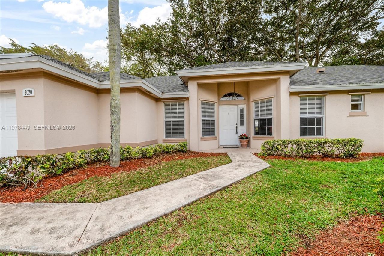 2020 SE 5th Pl, Homestead, FL 33033 Photo