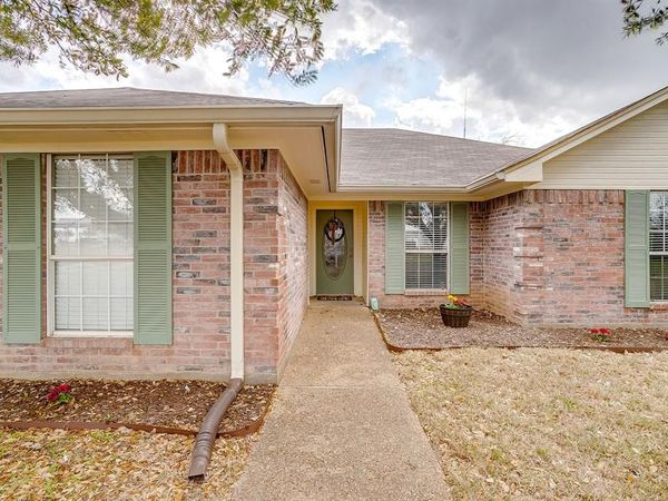 10400 Marigold Road , Waco, TX 76708