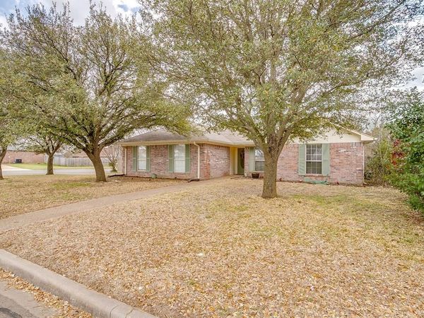 10400 Marigold Road, Waco, TX 76708