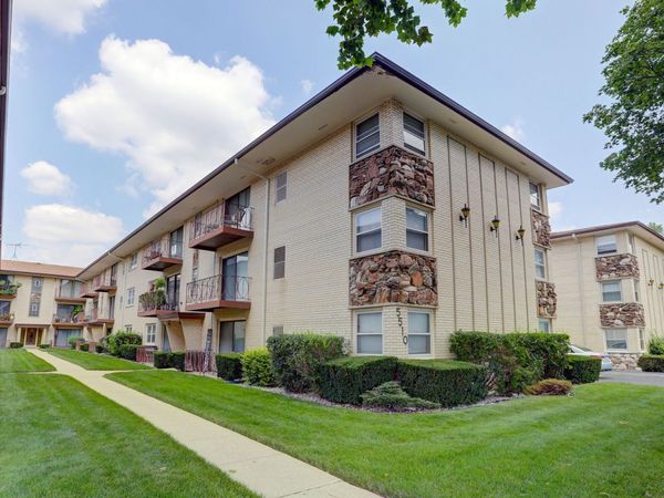 5510 W Windsor Avenue, Unit 1H, Chicago, IL 60630