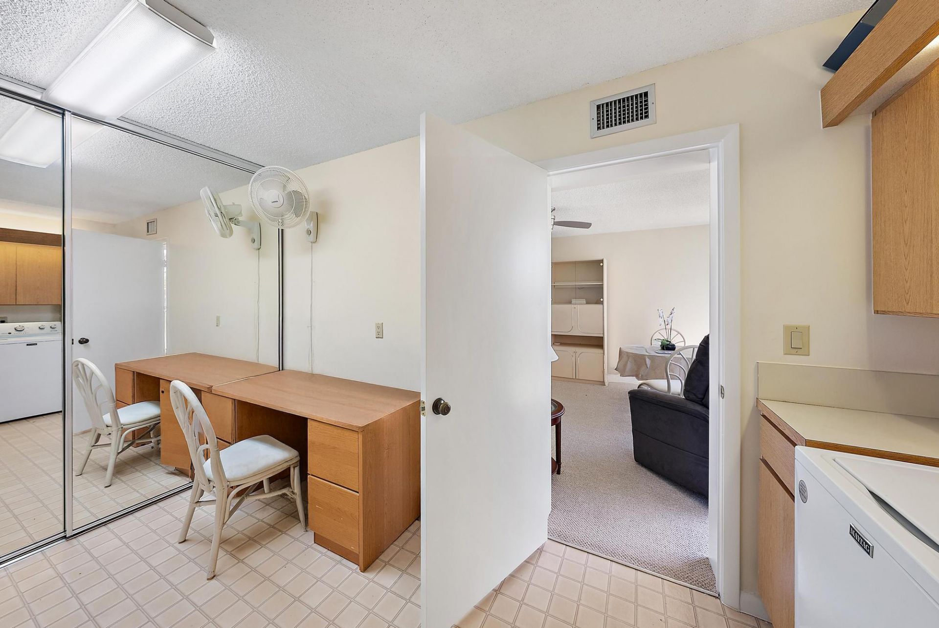2761 Village Boulevard, Unit 303, West Palm Beach, FL 33409 Photo