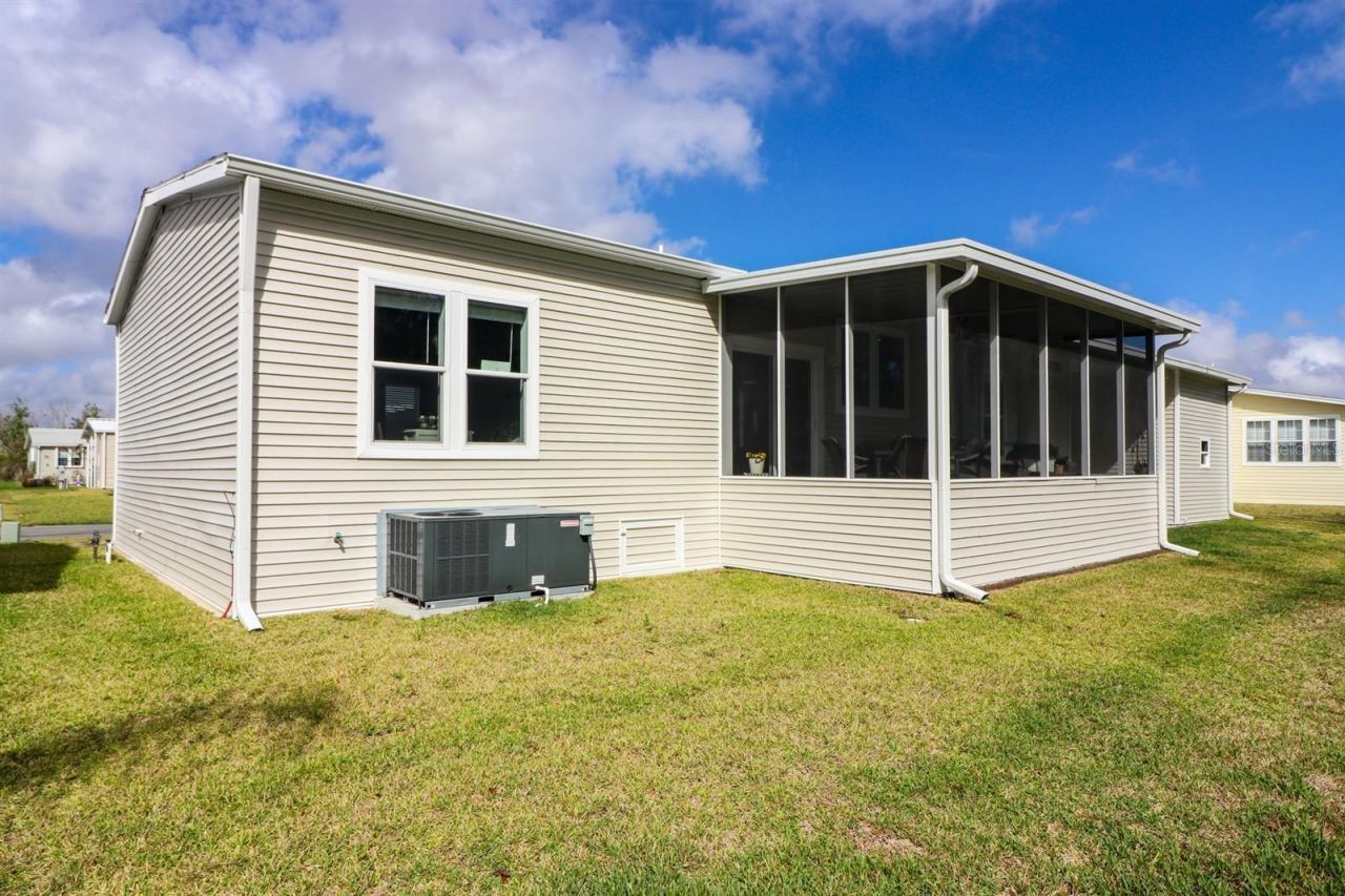 12116 SW County Rd. 769 # 201, Lake Suzy, FL 34269 Photo