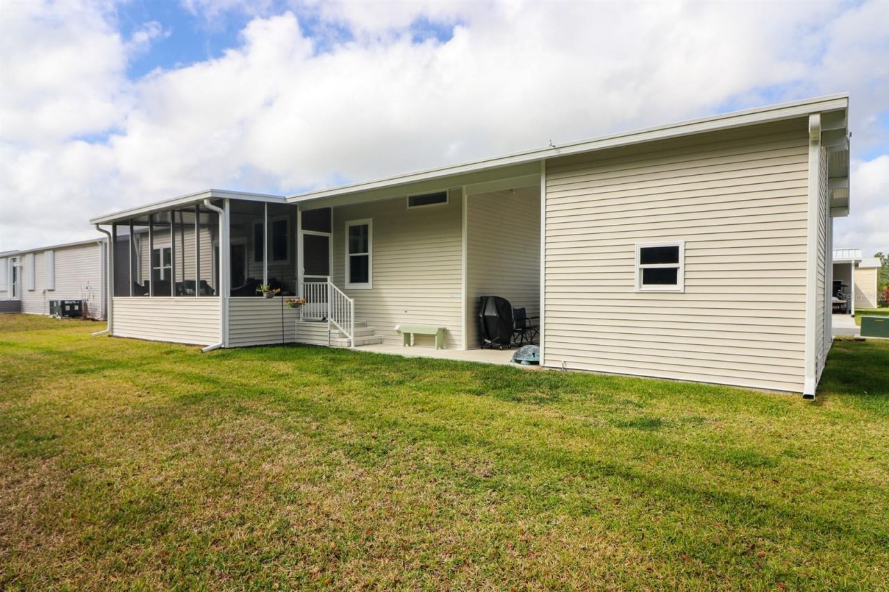 12116 SW County Rd. 769 # 201, Lake Suzy, FL 34269 Photo