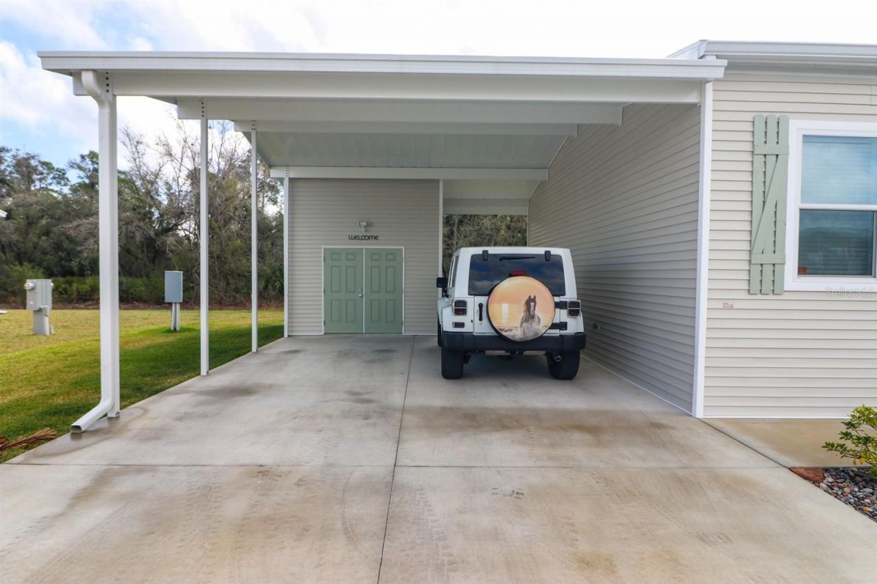 12116 SW County Rd. 769 # 201, Lake Suzy, FL 34269 Photo