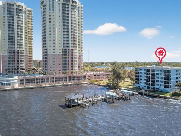 2711 1ST STREET , Unit 203, FORT MYERS, FL 33916