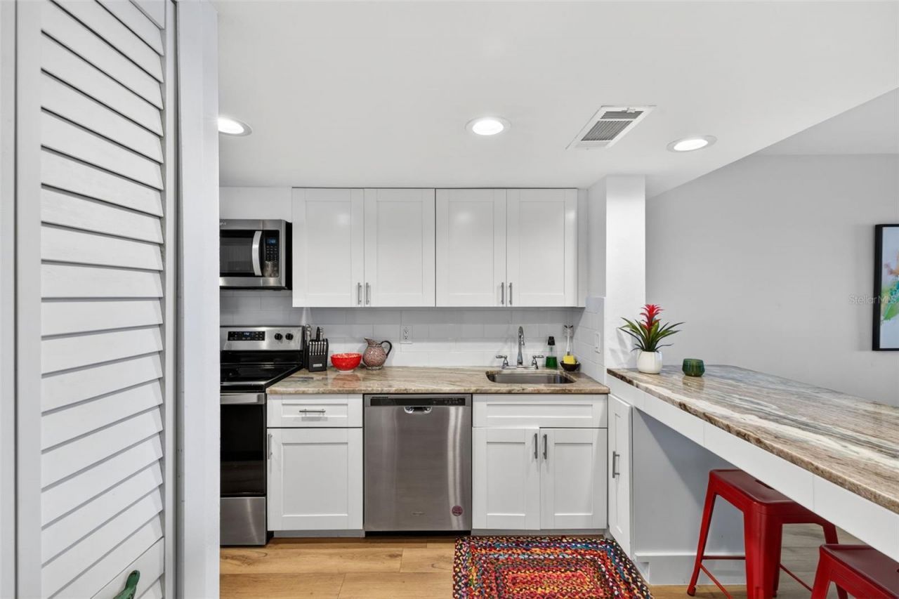 2711 1st Street , Unit 203, Fort Myers, FL 33916 Photo