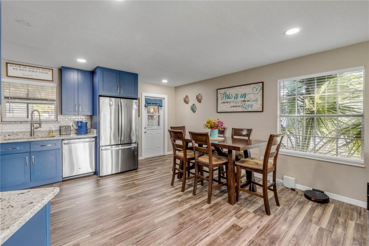 2711 Pine Tree Drive , Edgewater, FL 32141 Photo