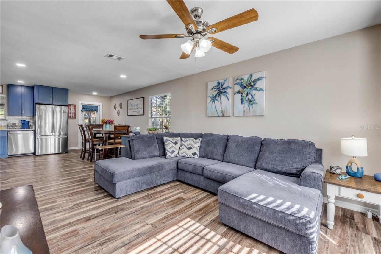 2711 Pine Tree Drive , Edgewater, FL 32141 Photo