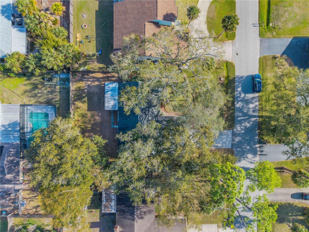 2711 Pine Tree Drive , Edgewater, FL 32141 Photo