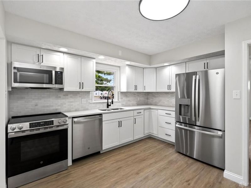 827 Mitman Drive, Fairborn, OH 45324 Photo 11