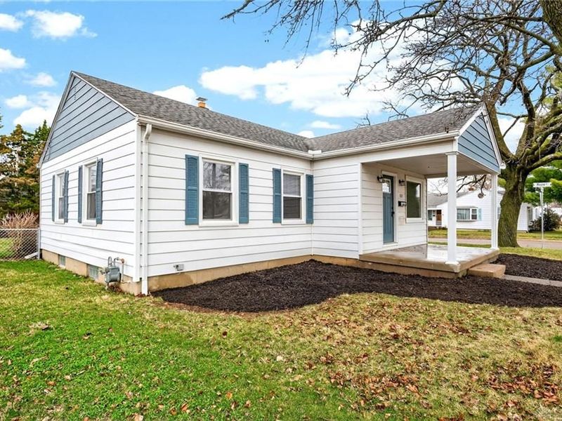 827 Mitman Drive, Fairborn, OH 45324 Photo 2