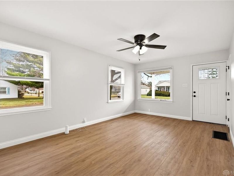 827 Mitman Drive, Fairborn, OH 45324 Photo 7