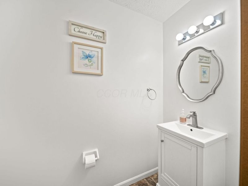 4668 Kenross Drive, Columbus, OH 43207 Photo 19