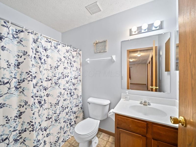 4668 Kenross Drive, Columbus, OH 43207 Photo 37