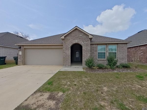 104 Yardley Court, Lafayette, LA 70507