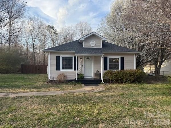 409 Blacksnake Road, Stanley, NC 28164