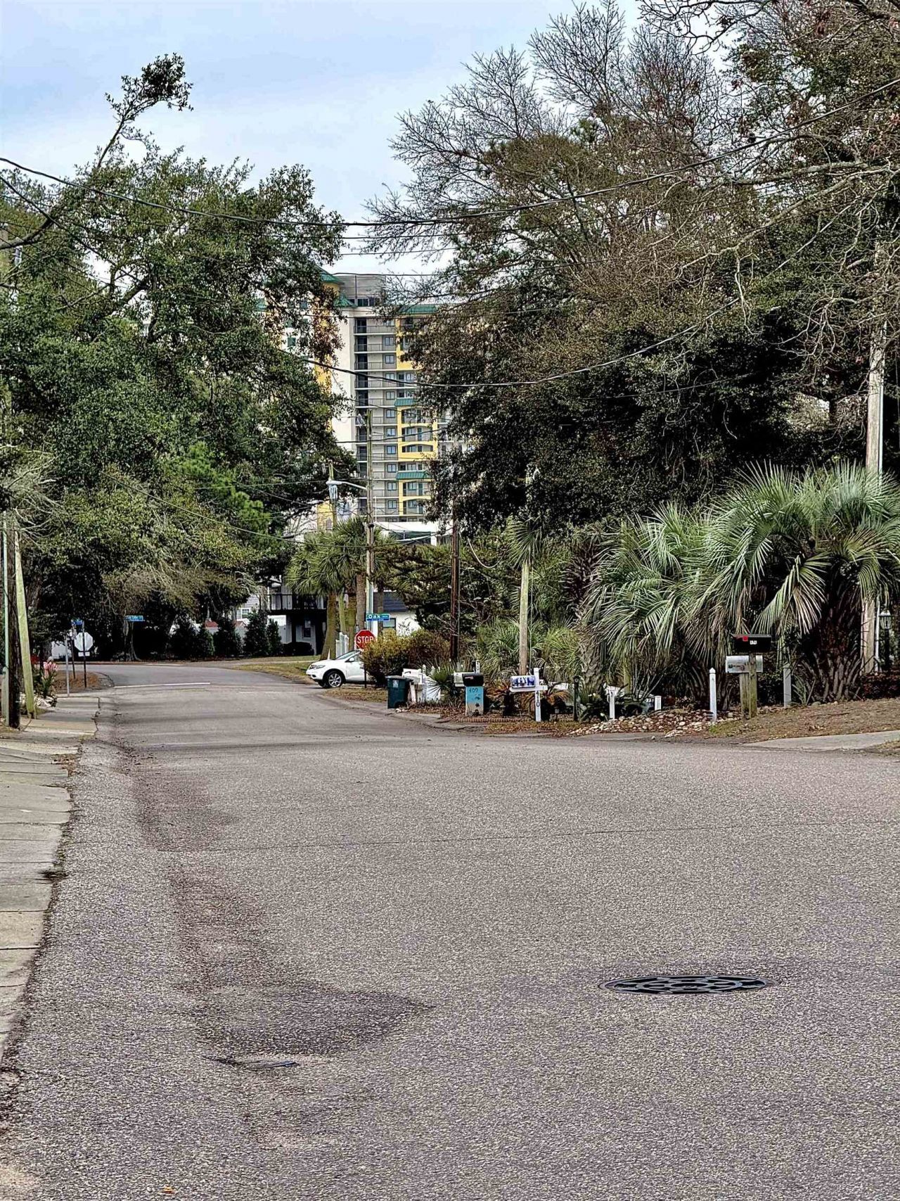 502 E 3rd Ave. S Photo 6