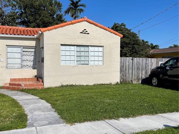 3127 SW 21st St , Unit 2, Miami, FL 33145