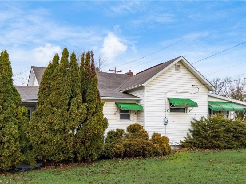 57 Elm Street, Roseville, OH 43777 Photo 2