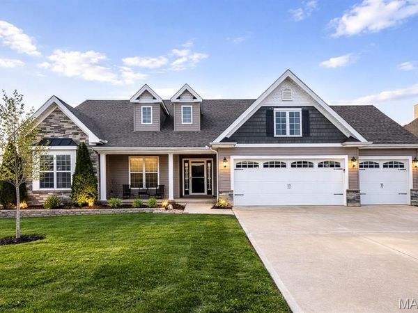 131 Austin Oaks Drive, Moscow Mills, MO 63362