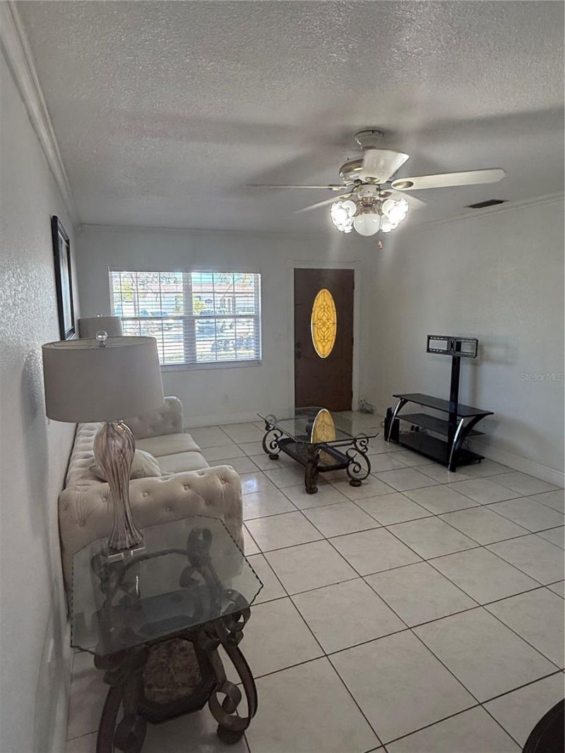 4732 Eldorado Drive, Tampa, FL 33615 Photo