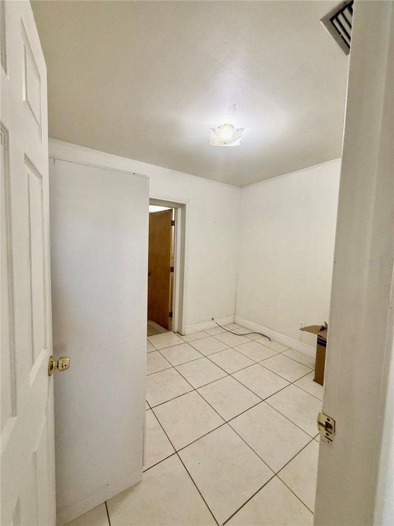 4732 Eldorado Drive, Tampa, FL 33615 Photo