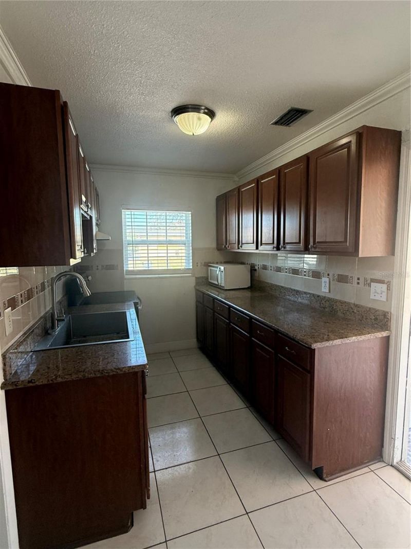 4732 Eldorado Drive, Tampa, FL 33615 Photo