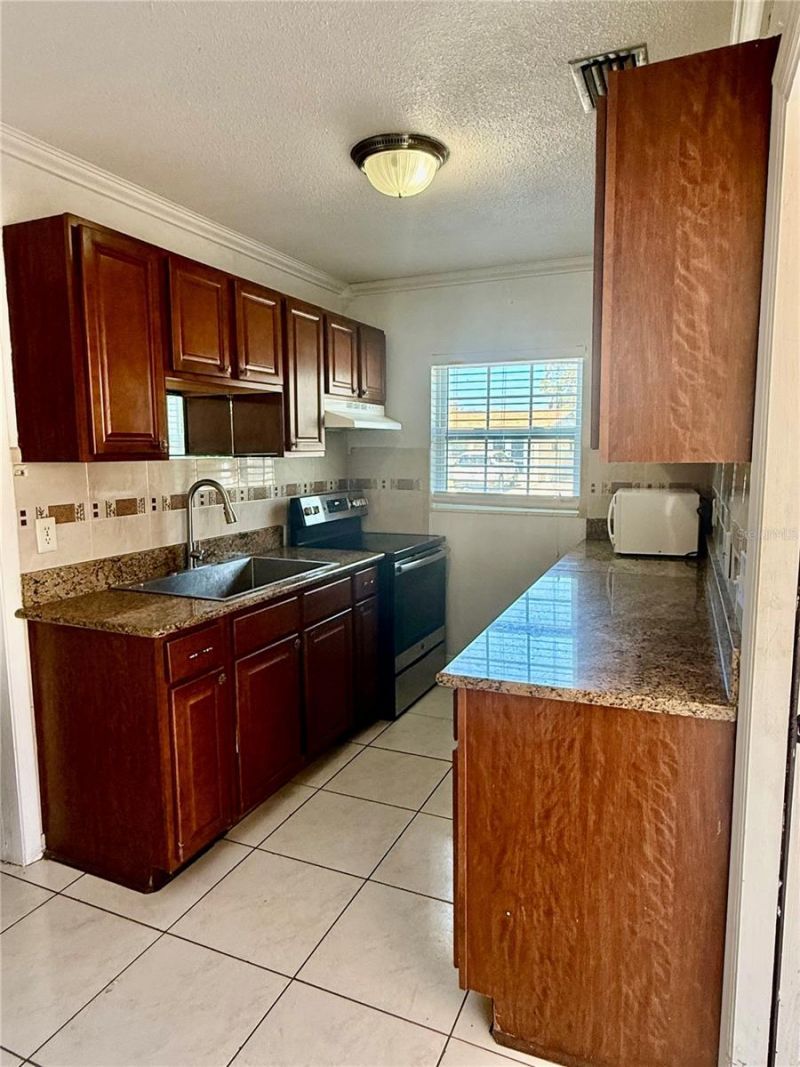 4732 Eldorado Drive, Tampa, FL 33615 Photo