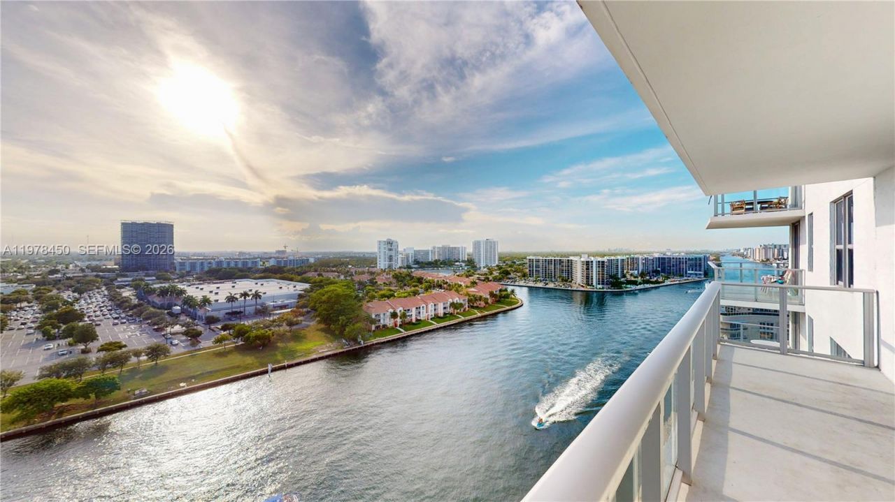 4010 S Ocean Dr, Unit R1004, Hollywood, FL 33019 Photo