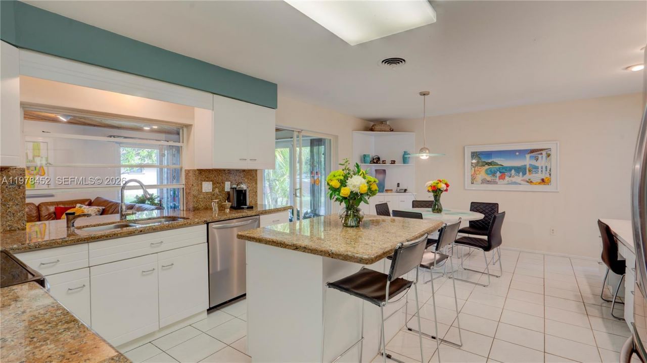 8955 SW 85th Ter, Miami, FL 33173 Photo