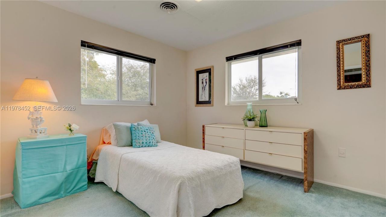 8955 SW 85th Ter, Miami, FL 33173 Photo