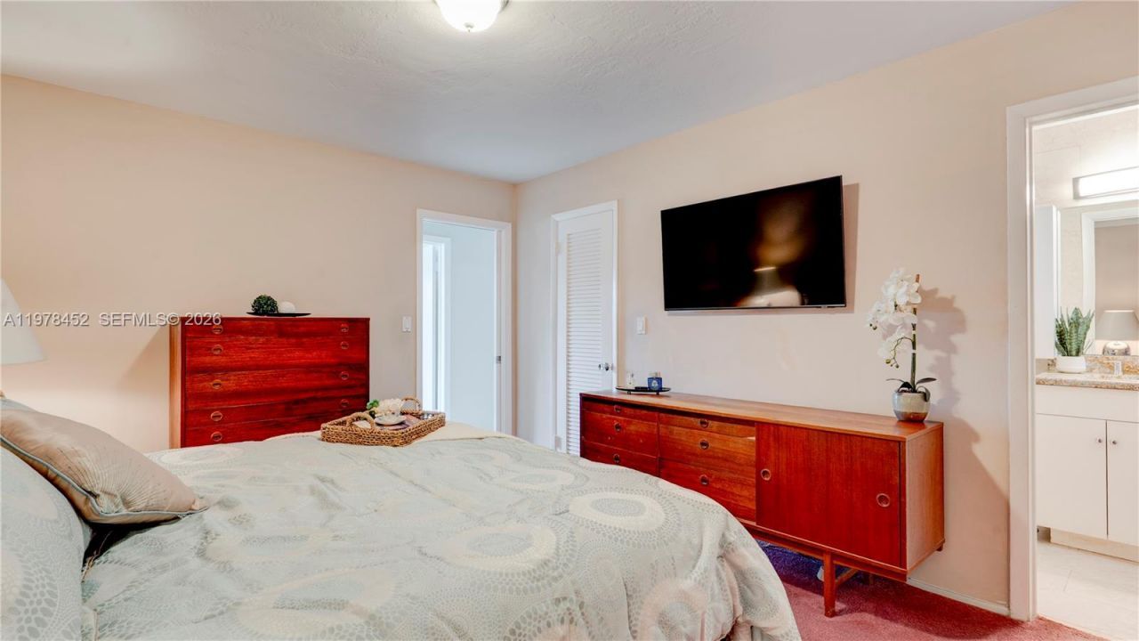 8955 SW 85th Ter, Miami, FL 33173 Photo