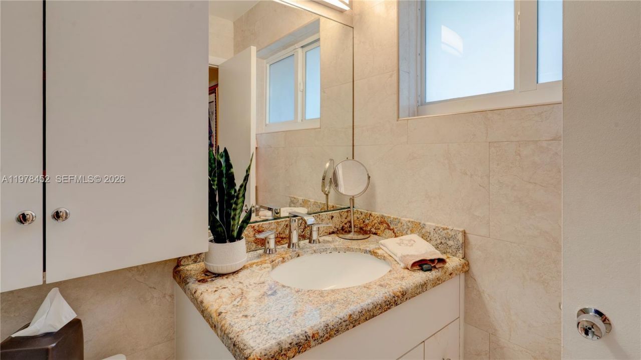 8955 SW 85th Ter, Miami, FL 33173 Photo