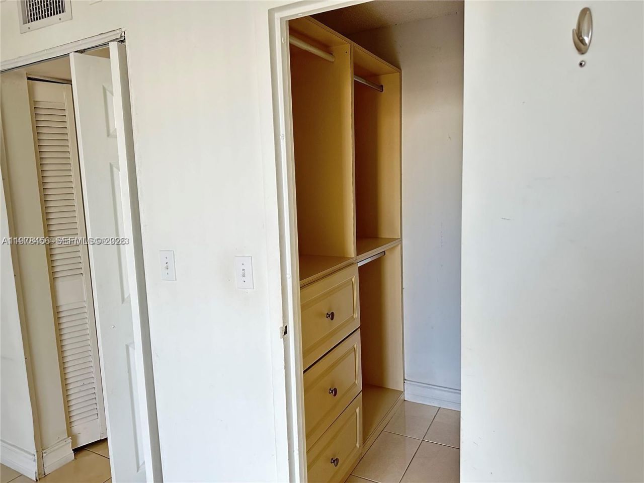 200 172nd St , Unit 304, Sunny Isles Beach, FL 33160 Photo