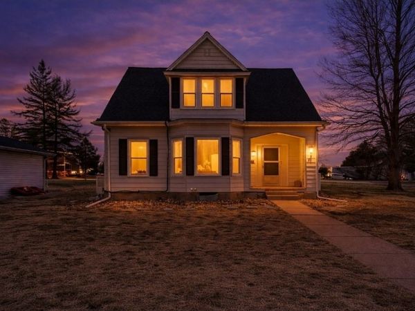 301 NE 2nd Street, Ogden, IA 50212