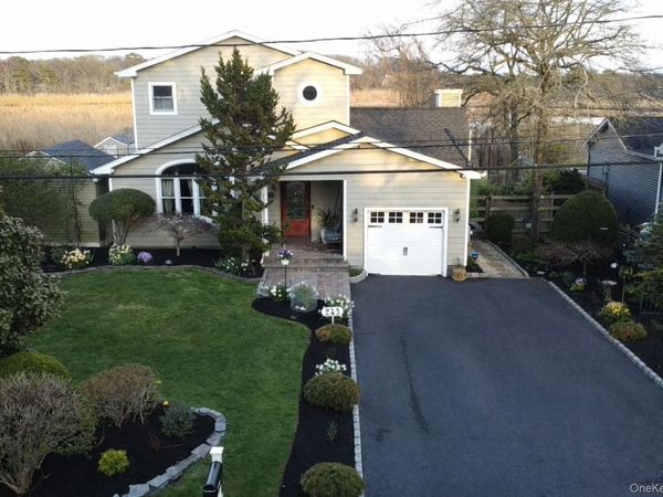 243 S Dunton Avenue , East Patchogue, NY 11772