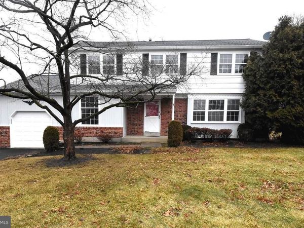 77 LENAPE DRIVE , DOYLESTOWN, PA 18901