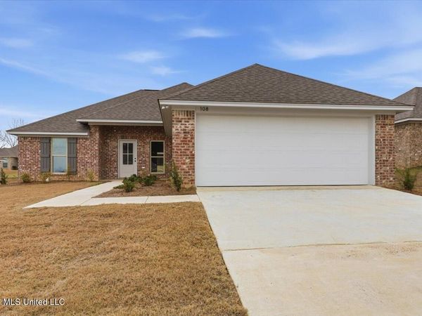 108 Madisonville Drive, Canton, MS 39046