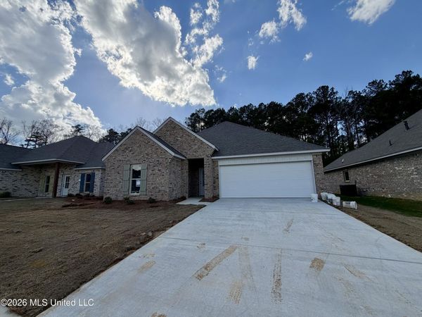 532 Stone Brook Place, Brandon, MS 39042
